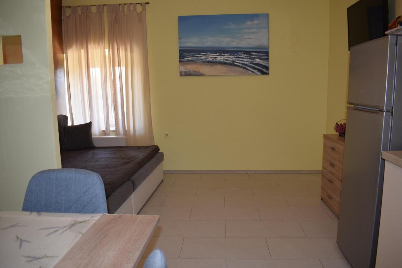 Apartments Sabina I Grapes Malinska Dış mekan fotoğraf